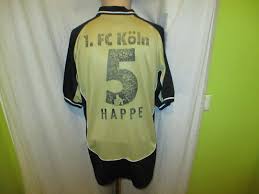 Dabei zeigt der fc als weltoffener club im stadtbild nicht nur das rheinenergiestadion und den dom, sondern auch die kölner moschee. Kupit 1 Fc Koln Saller Ausweich Trikot 02 03 Vpv Versicherungen Na Aukcion De Iz Germanii S Dostavkoj V Rossiyu Ukrainu Kazahstan