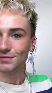 Oliver Gliese Stream