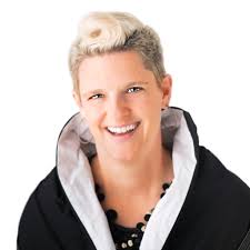 Phoebe Martin, Realtor