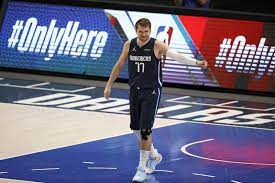A nba game in usa between dallas mavericks who hosts golden state warriors. Dallas Mavericks Vs Golden State Warriors Prediction Match Preview April 27th 2021 Nba Season 2020 21