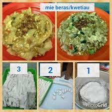 Makanan ini awalnya dibuat dari adonan tepung gandum yang dicuci dengan air sampai semua butiran patinya. Mie Beras Kwetiau Homemade Resep Ambil Di Jtt Gluten Free Bahan Mie Beras Kwetiau Homemade Gluten Free 75gr Tepung Bera Resep Mie Resep Resep Sehat