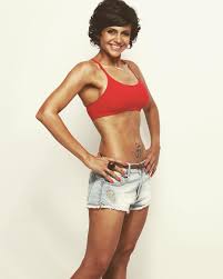 Mandira bedi is an indian actress, fashion designer, and television presenter who gained celebrity status playing the title role in the 1994 television serial, shanti, shown on india's national. Here S Mandira Bedi Proving That Age Is Just A Number Gympik Blog