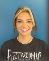 Tamara Baron's Instagram, Twitter & Facebook