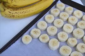 How to freeze bananas without turning brown? 4 Ways To Freeze Bananas For Smoothies Baking Fine Garden Tips