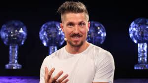 Check spelling or type a new query. Hirscher Trainiert Zwischen Den Stangen Werbegag Oder Comeback Laola1 At