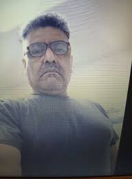 Should everyone share their location?