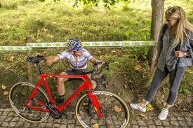 Monumentwinnaar, 3x tour de france etappewinnaar, kopman, tijdrijder, sprinter, top veldrijder, belgisch kampioen, dat alles is wout van aert en meer. Stilaan Klaarheid Voor Wout Van Aert Vertrouwde Stevens Fie Gazet Van Antwerpen Mobile