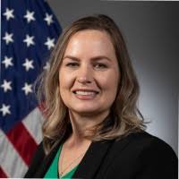 300+ "Mél" profiles