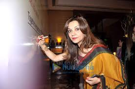 Lillete dubey height 5 feet 4 inches (163 cm/ 1.63 m) and weight 55 kg (120 lbs). Lilette Dubey News Latest News Of Lilette Dubey Movies News Songs Images Interviews Bollywood Hungama