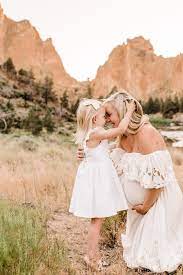 Pin On Maternity Photos With Older Siblings