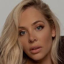 MacKenzie Porter (@mackenzieporter)