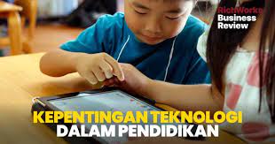 Oleh sebab itu, teknologi pendidikan punya peran yang cukup signifikan dalam pengembangan kurikulum. Kepentingan Teknologi Dalam Pendidikan Richworks