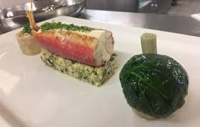 « dès 14 ans, j'avais envie d'être cuisinier. Alann Poilvet Medaille D Or Du Concours Meilleur Apprenti De France Radio1 Tahiti