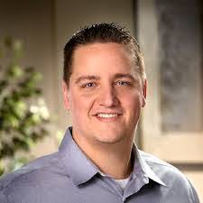 Alexander Farrell's Instagram, Twitter & Facebook