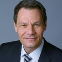 Robert Wolfram's Instagram, Twitter & Facebook