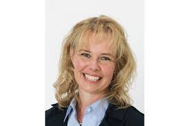 Christina Lampe's Instagram, Twitter & Facebook