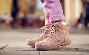 Zobacz nasze kolekcje i kup modne buty online! Stylowe Buciki Na Jesien Dla Dziewczynki Ccc Fashion Blog