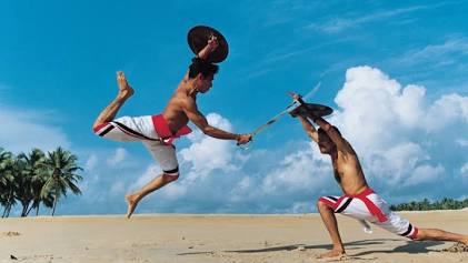 Acrobatic Kalaripayattu combat demonstration