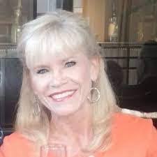 Karla Peck's Instagram, Twitter & Facebook