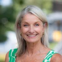 39800+ perfiles de «Rowena To»