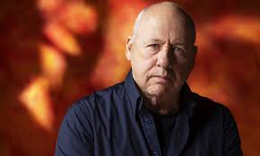 Alex Machacek (Interview): "But what if you saw off your own hand?"