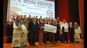 Kata orang tak kenal maka tak cinta wow.cinta? Bicara Berirama 2016 Sk Bukit Beruang Melaka Youtube