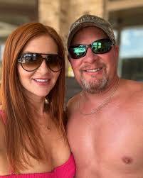 Carolyn Baize's Instagram, Twitter & Facebook