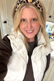 Amy Hammers's Instagram, Twitter & Facebook