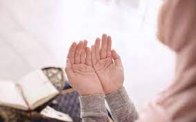 Anak rewel, menangis terus menerus tanpa sebab yang jelas, penyebabnya dimungkinkan adalah karena diganggu makhluk halus. Jangan Panik Ini Doa Untuk Menenangkan Anak Yang Sedang Rewel Okezone Muslim
