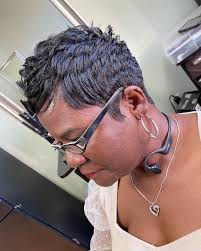 Blonde Birthday Behavior🔥🔥 ——————————————————————————- Model- Jasmine Cut  & Style