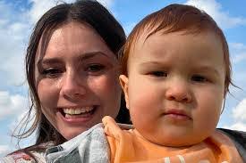 Jesse Connell's Instagram, Twitter & Facebook