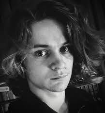 Edward Maxim's Instagram, Twitter & Facebook