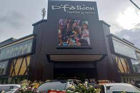 Check spelling or type a new query. D Fashion Pusat Tekstil Terlengkap Kembali Hadir Di Bandung