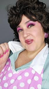 Regina Lovelace's Instagram, Twitter & Facebook