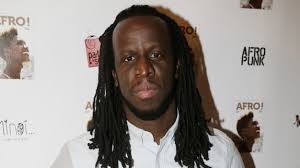 Restent ensuite quatre morceaux que j'ai trouvé trés fort: Video Le Rappeur Francais Youssoupha Parle De Serigne Touba Dans Son Nouveau Clip Fkr92 Com
