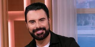 Sean Bassett's Instagram, Twitter & Facebook