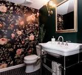 14 Designer-Approved Vintage Wallpapers We Still Love