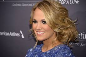 Lately, carrie's instagram posts with her baby and husband have drawn enormous online attention. Carrie Underwood Tries A New Hairstyle Manages To Up The Bombshell Ante Yet Again Glamour