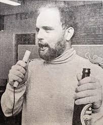 De brølende 70'ere: Per sang til skolens rejsegilde, der endte i fællessang  og dans