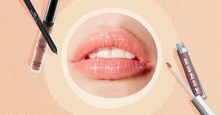 Define your outer lip line with concealer 11 Ways To Plump Your Lips From Diy Drugstore To Dermatologist