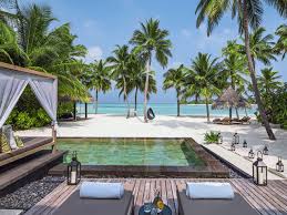 Az időeltolódás télen +4 óra, nyáron +3 óra. A Maldiv Szigetek 10 Legexkluzivabb Szallodaja Gretta