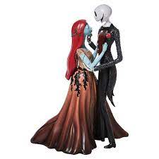 Jack is the pumpkin kin. Disney Showcase Jack And Sally Nightmare Before Christmas Collect 24 De