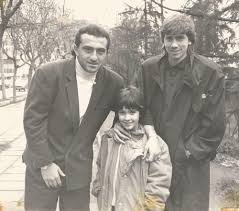 Sinan Engin Metin Tekin In 1980 Li Yillrda Cekilmis Bir Fotografi Sinanengin Metintekin Besiktas Bjk Sinaneng Football Historical Figures Historical