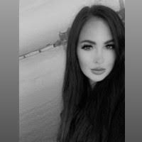 Adele Berwanger's Instagram, Facebook & TikTok