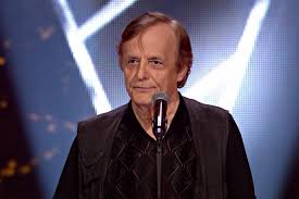 W końcu cała edycja należała do jednych z bardziej emocjonujących, a więc finałowy odcinek z pewnością poruszy nas do granic możliwości. The Voice Senior 2021 Ten Uczestnik Urodzil Sie By Byc Na Scenie Co Wydarzy Sie W 7 I 8 Odcinku Eska Pl