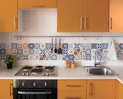 El palet, típicamente una forma de empaque terciario, es una estructura plana utilizada como base para la unificación de bienes en la cadena de. Ceramica Cocinas Modernas Cenefas Para Cocina Novocom Top