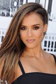 Amanda Varnum's Instagram, Twitter & Facebook