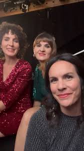 Heute Donnerstag, 12.12. bin ich mit den Schick Sisters und allen  Gastmusikern, die in Wien dabei waren im neu renovierten Stadttheater  Wiener Neustadt, wo ich die Mittelschule, das MuPäd besucht und 1973