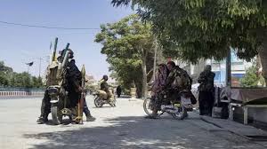 Taliban, çoğunluğu afganistan'ın en kalabalık etnik grubu peştunlardan oluşan sünni i̇slamcı grup. Taliban Takes Afghanistan S Third Largest City In Onslaught Latest Updates Afghan World News India Tv