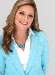 Janet Cerda's Instagram, Twitter & Facebook